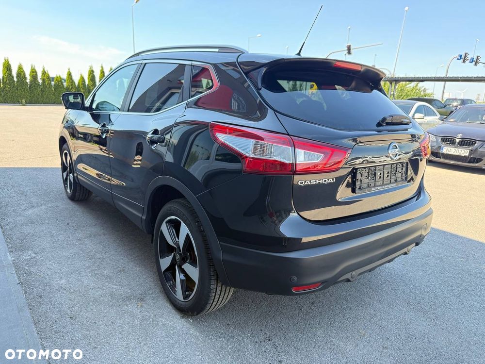 Nissan Qashqai 1.6 360 - 4