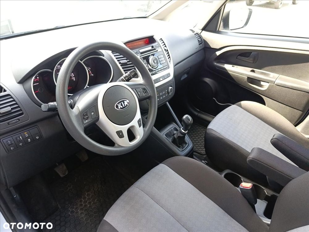 Kia Venga 1.6 M - 9
