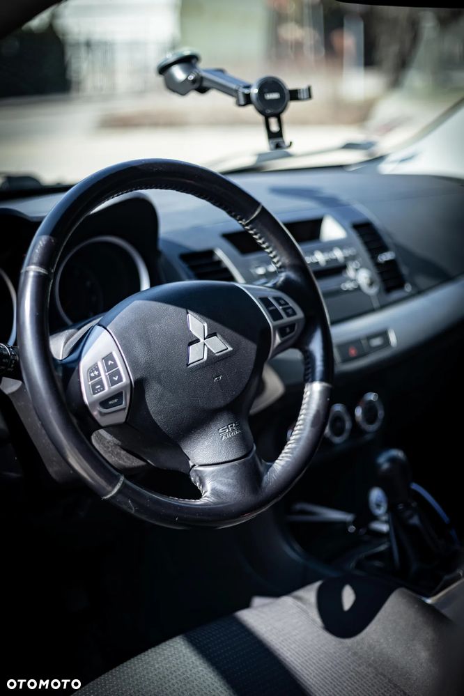 Mitsubishi Lancer 1.8 Invite - 21