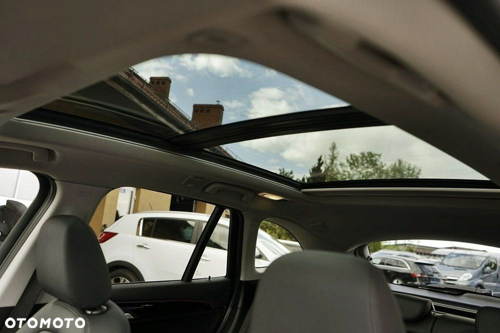 BMW X1 - 32