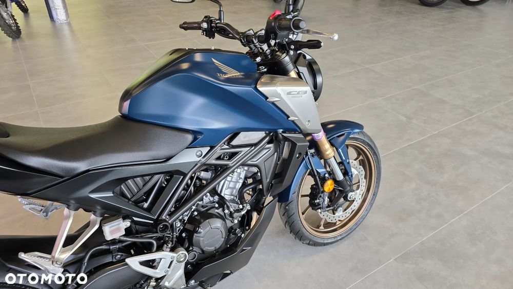 Honda CB - 24