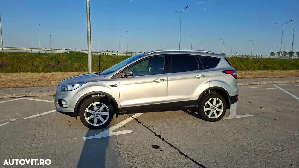 Ford Kuga - 9