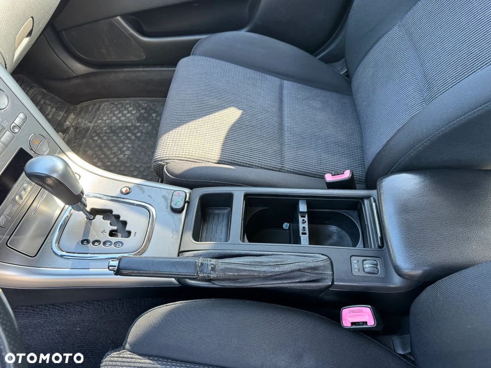 Subaru Outback - 25