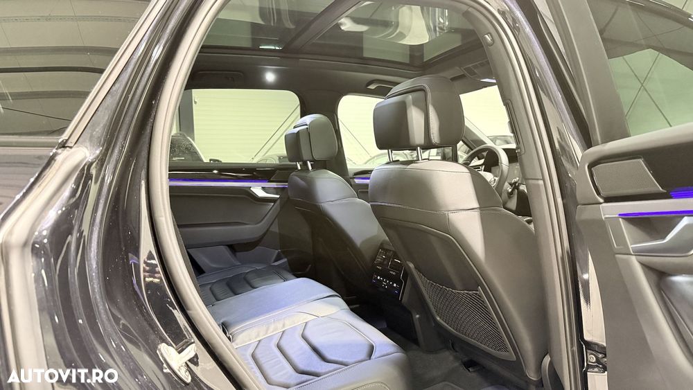 Volkswagen Touareg V6 TSI eHybrid PHEV R - 25