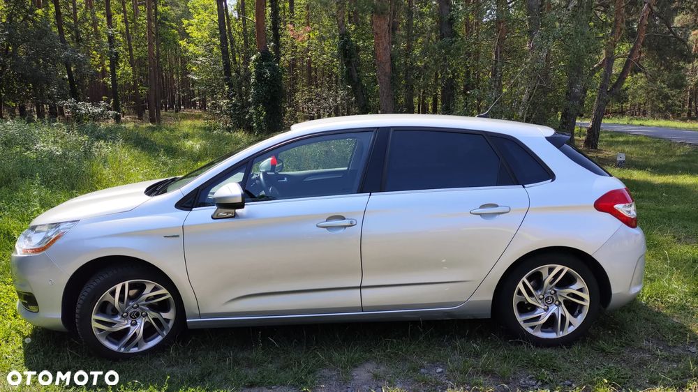 Citroën C4 e-HDi 115 Exclusive - 1