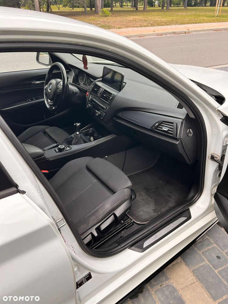 BMW Seria 1 118d Sport Line - 10