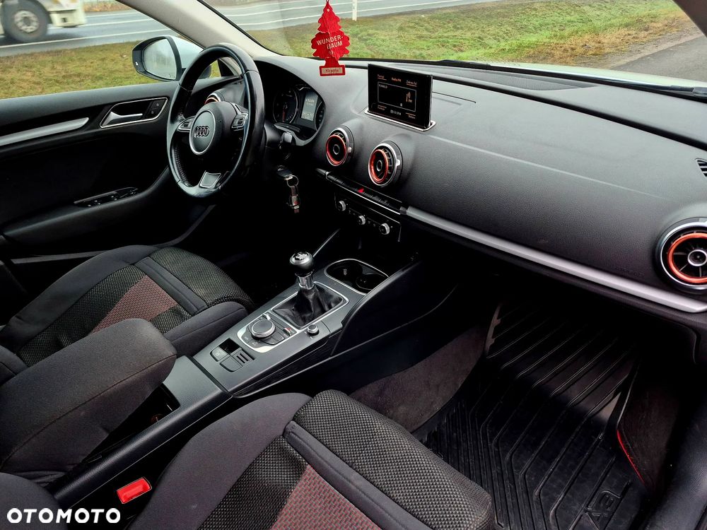 Audi A3 Sportback - 9