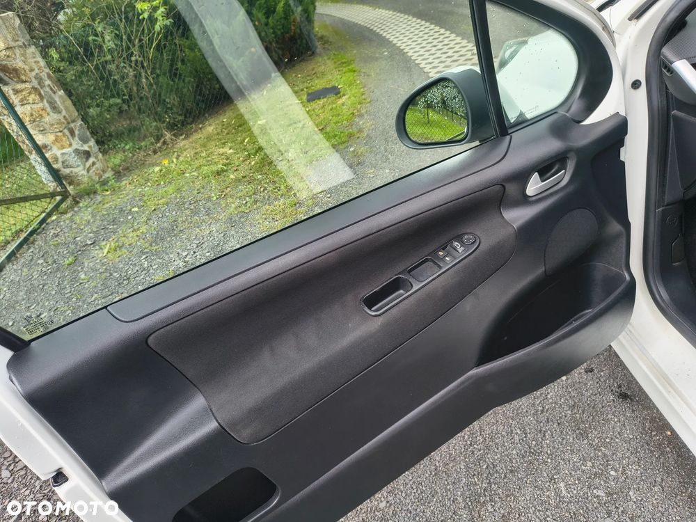Peugeot 207 95 VTi Tendance - 16