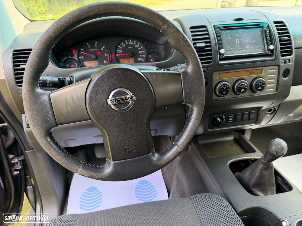 Nissan Navara 2.5 dCi CD XE Comfort - 33