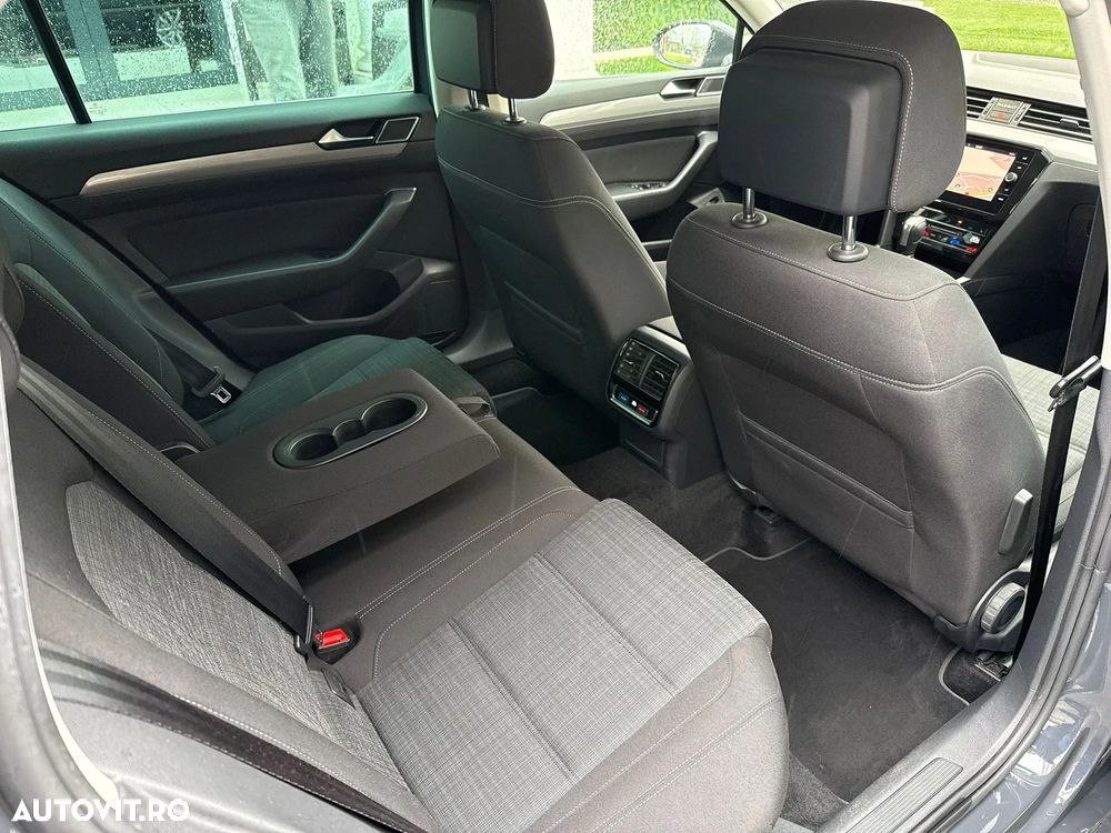 Volkswagen Passat 2.0 TDI SCR DSG Business - 6