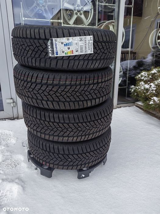 195/55R16 91H Fulda Kristall Control HP2 XL Wzmocnio Zimowe na miejscu