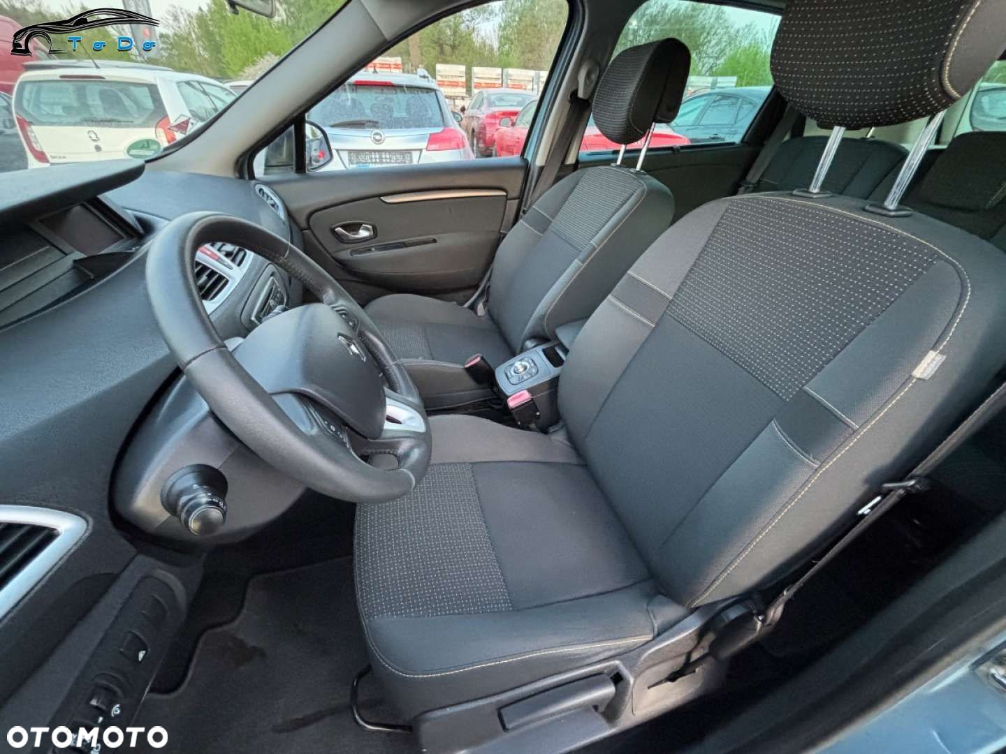 Renault Scenic 2.0 16V Privilege CVT Euro5 - 19