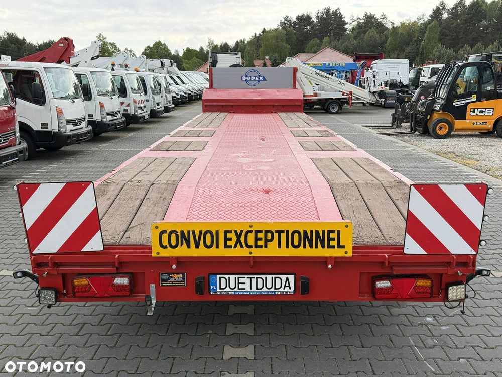 Bodex NN3J Ładowność: 26.500kg 3osie SAF Przednia Podnoszona WABCO - 25