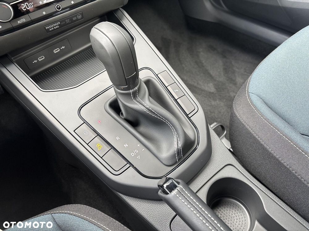 Seat Ibiza 1.0 TSI Style S&S DSG - 24