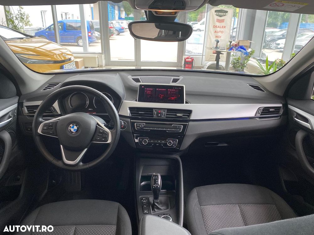 BMW X1 sDrive18d AT - 11