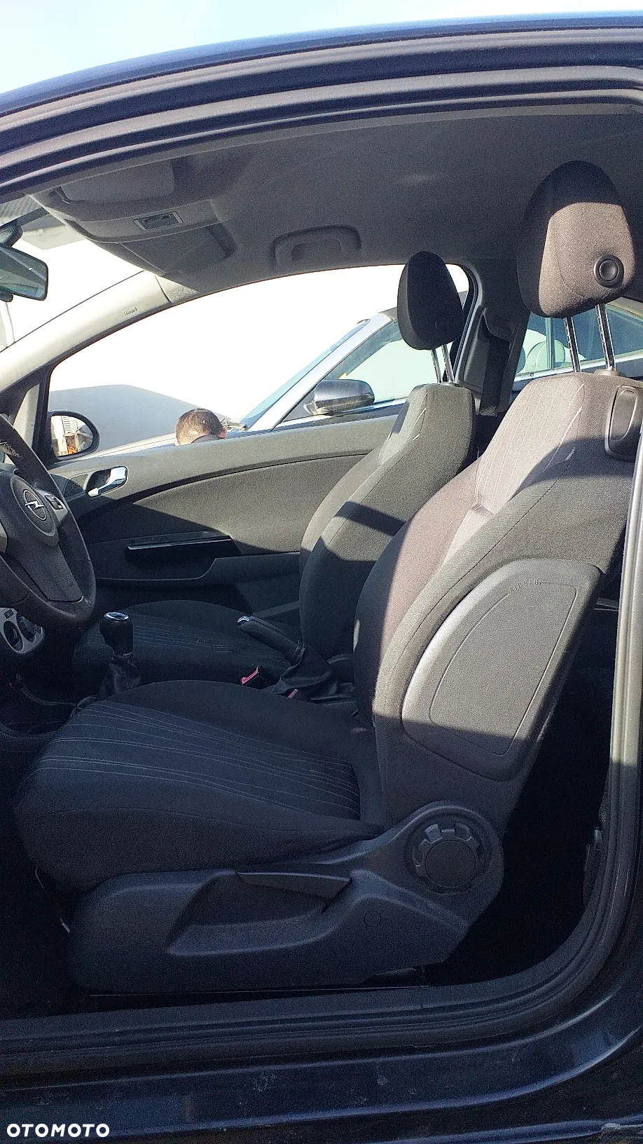 Na części Opel Corsa D 1.2 B 3-drzwi silnik Z12XEP lak. Z20R skrzynia maska klapa błotnik fotel kanapa deska szyba zderzak zawieszenie - 11