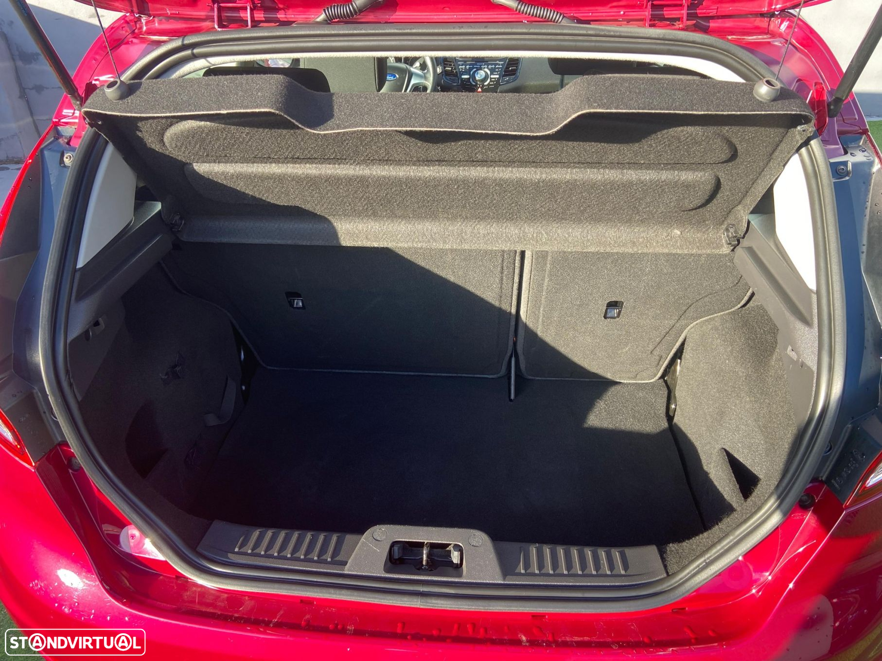 Ford Fiesta 1.0 EcoBoost S&S COOL&CONNECT - 28