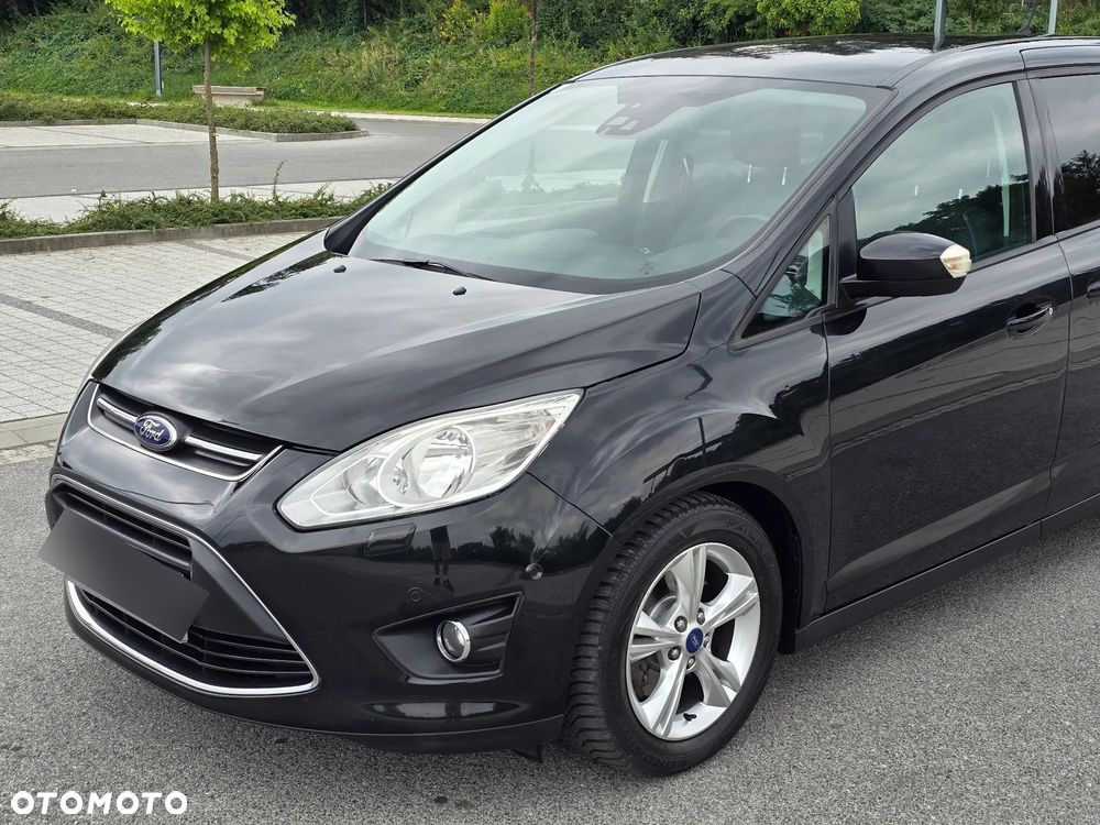 Ford Grand C-MAX - 21