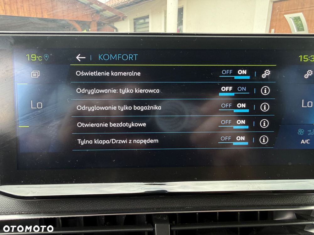 Peugeot 3008 225 e-EAT8 GT - 19