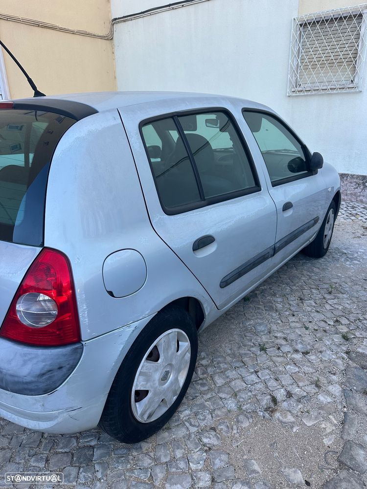 Renault Clio 1.2 - 6
