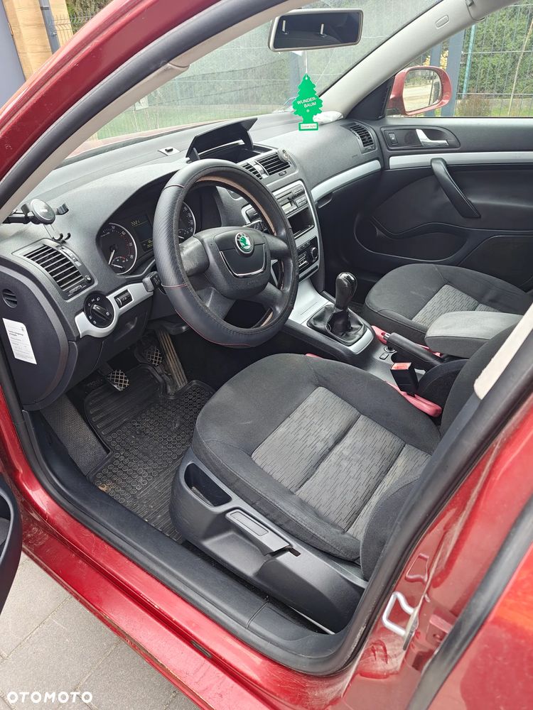 Skoda Octavia 1.4 TSI Ambiente - 2