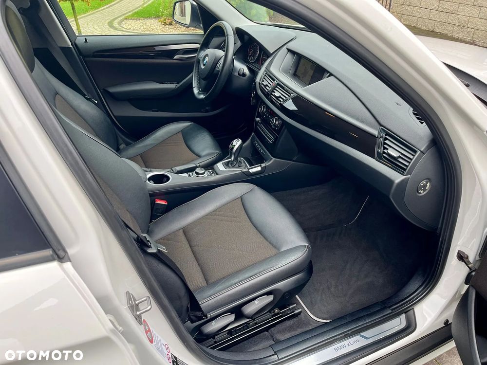 BMW X1 xDrive18d xLine - 6