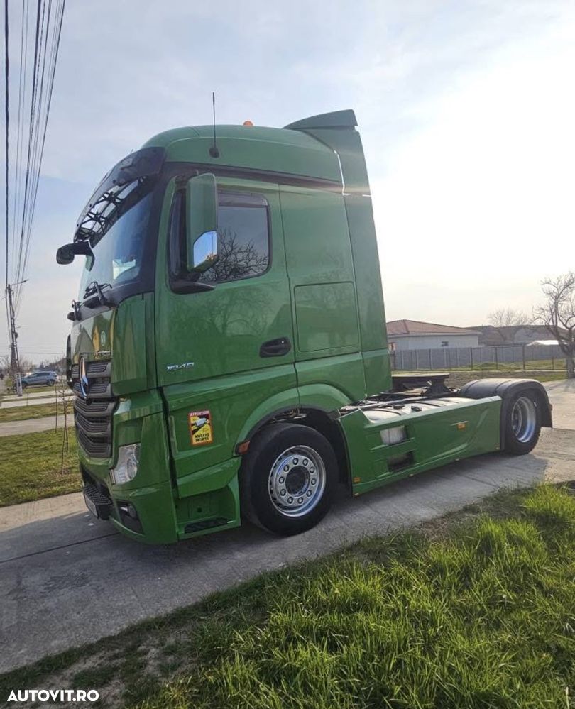Mercedes-Benz Actros - 2