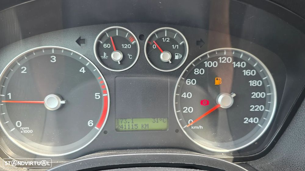 Ford Focus 1.6 TDCi Titanium - 12