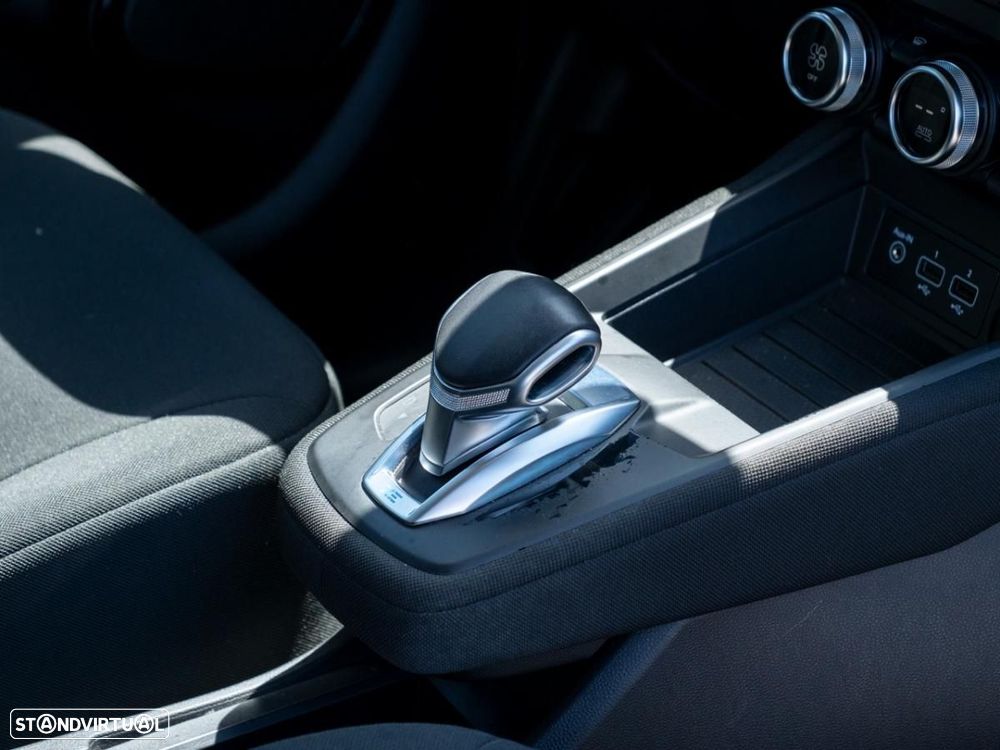 Renault Zoe (c/ Bateria) Z.E. 50 LIFE - 18