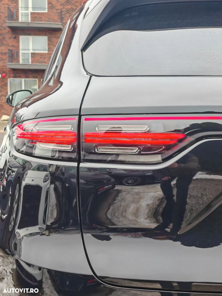 Porsche Cayenne E-Hybrid Tiptronic S - 4