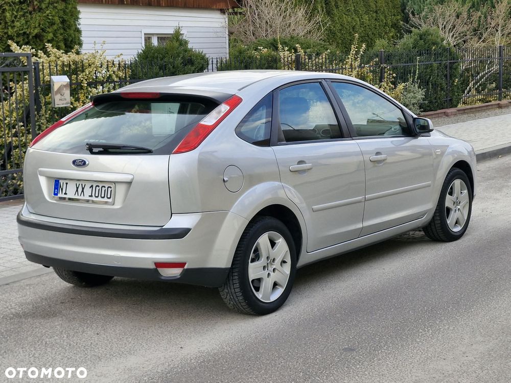 Ford Focus 1.6 16V Style - 5