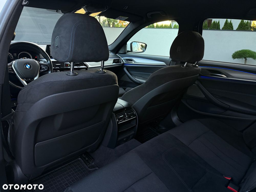 BMW Seria 5 540i xDrive M Sport sport - 27