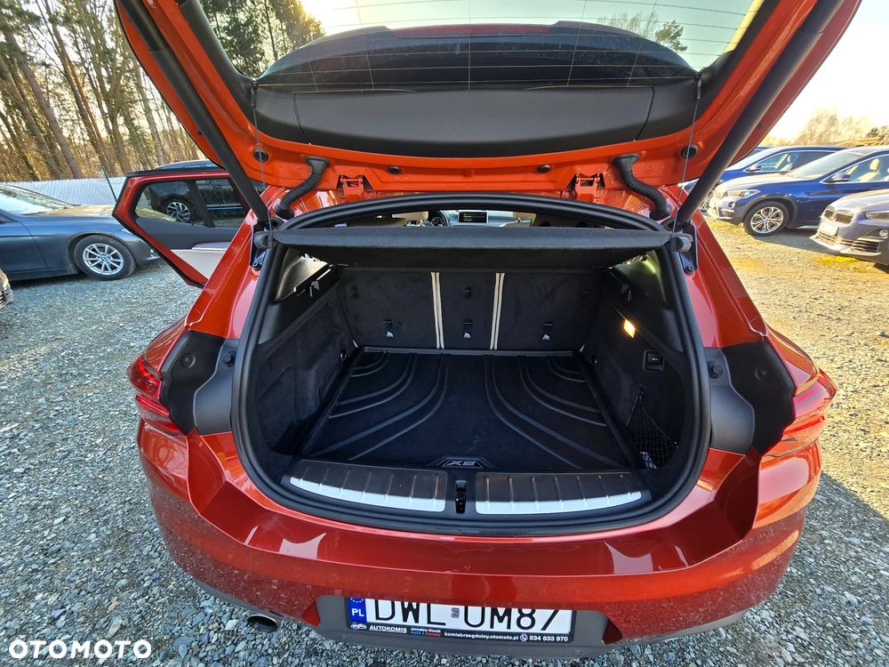 BMW X2 xDrive20i Advantage Plus - 12