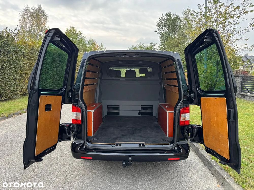 Volkswagen TRANSPORTER T5 - 12