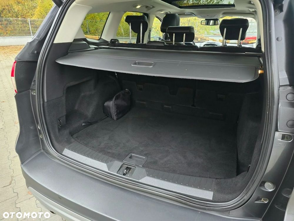 Ford Kuga - 39
