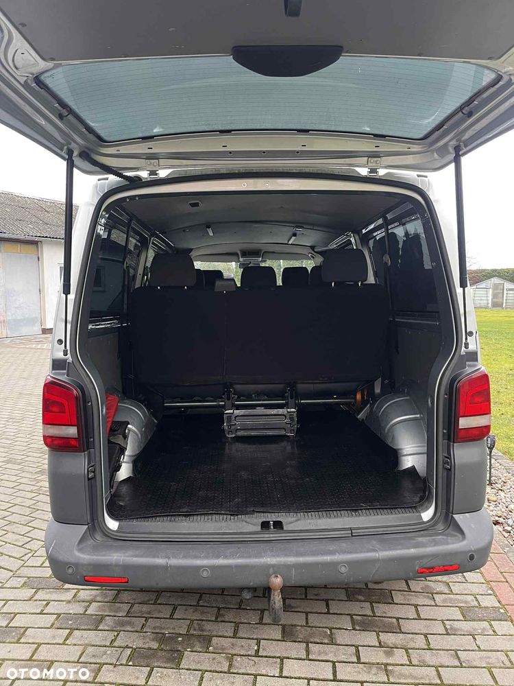 Volkswagen Transporter - 2
