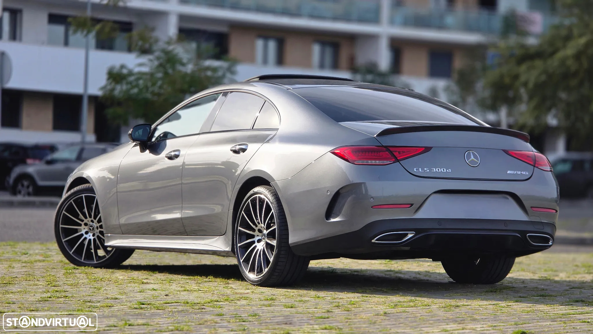 Mercedes-Benz CLS 300 d 9G-TRONIC AMG Line - 4