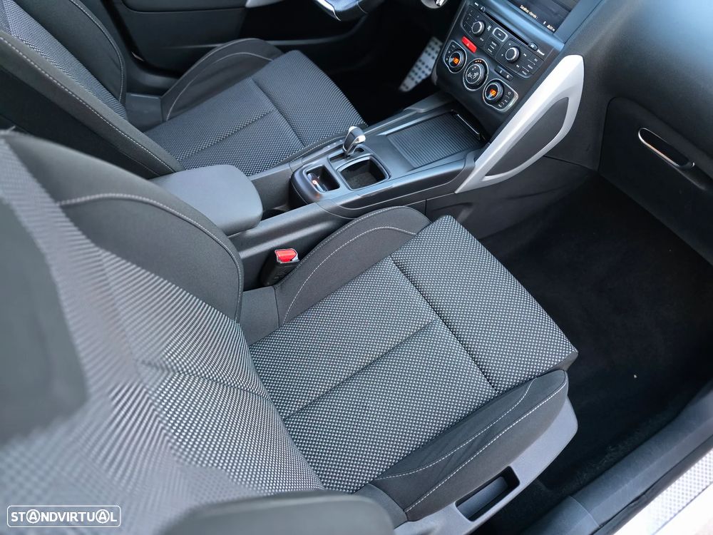 Citroën C4 1.6 e-HDi Exclusive CMP6 - 21