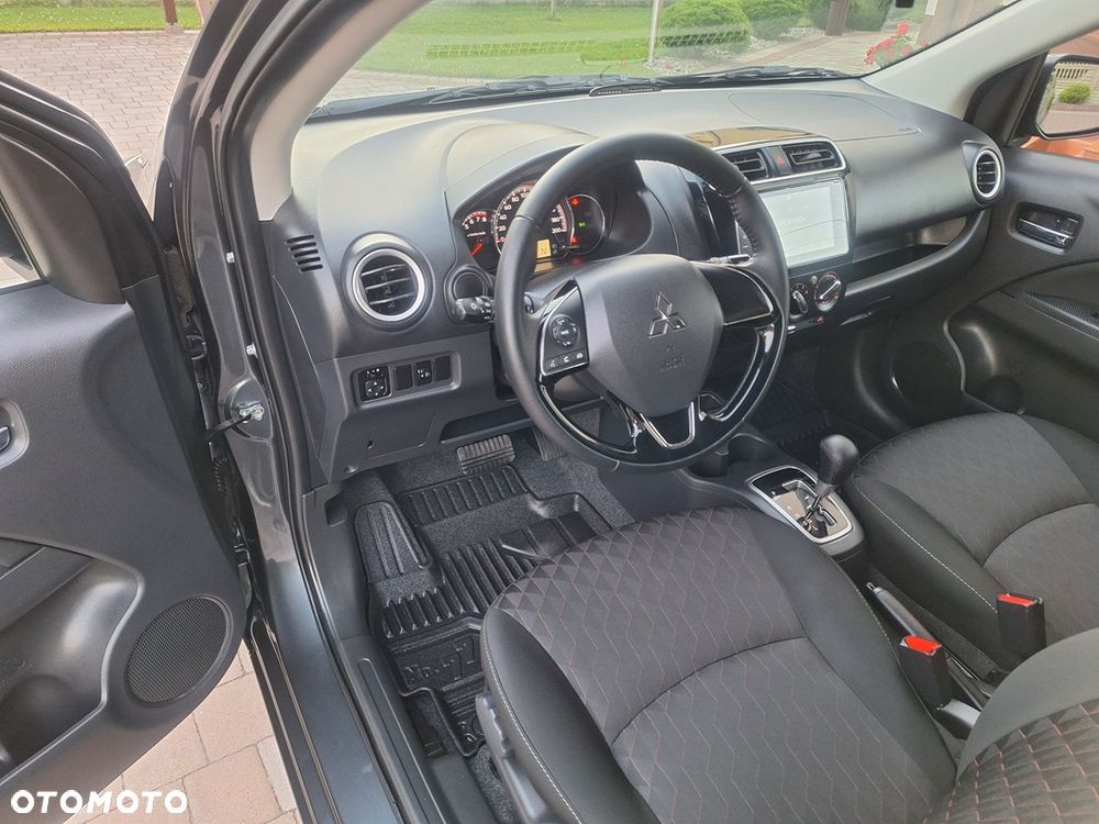 Mitsubishi Space Star 1.2 Intense CVT - 11