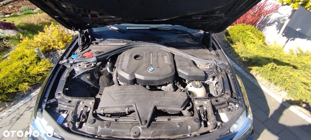 BMW Seria 3 318i GPF M Sport - 25