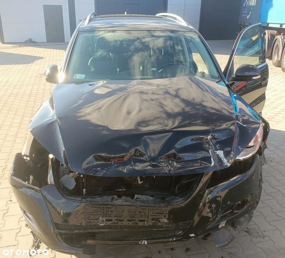 Volkswagen Tiguan 2.0 TDI 4Mot R-Style DSG - 6