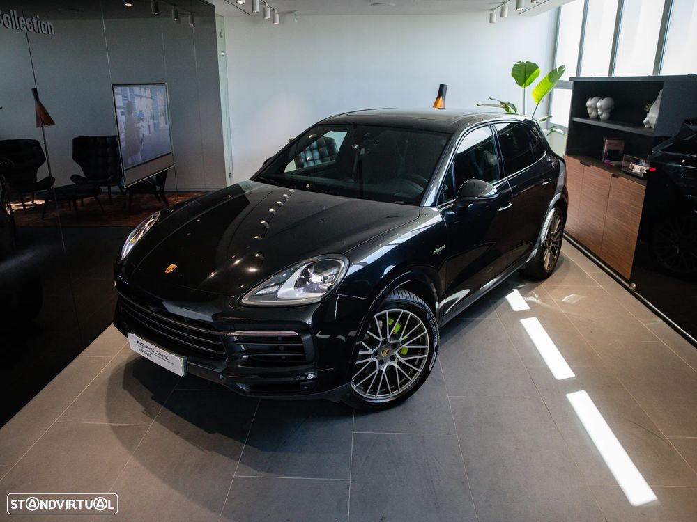 Porsche Cayenne E-Hybrid Platinum Edition - 4