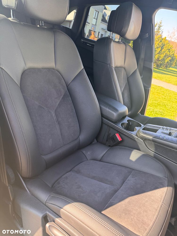 Porsche Macan Standard - 15