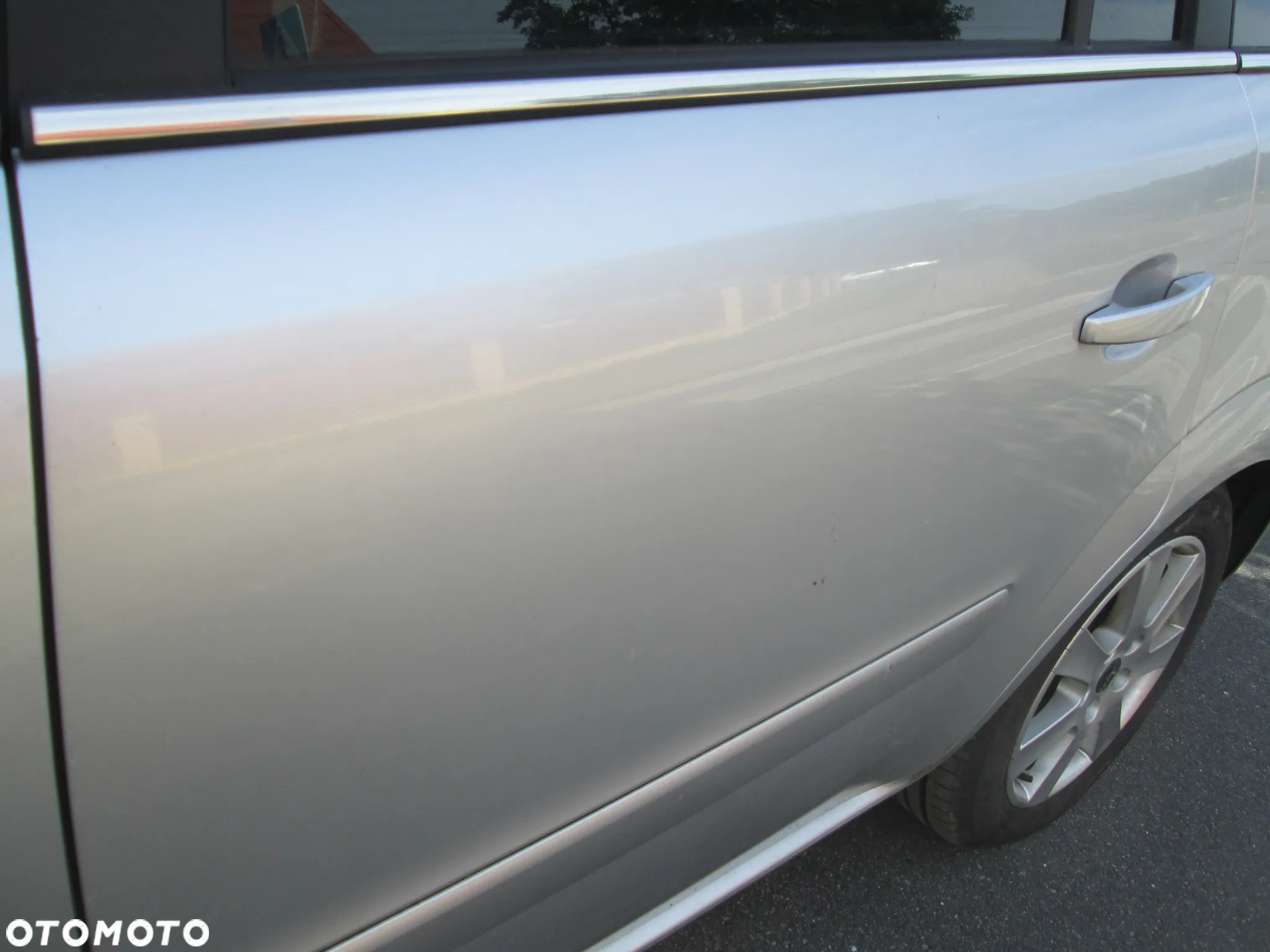 OPEL ZAFIRA B 1.9 CDTI 150KM Z157 SREBRNA DRZWI MASKA LAMPY BŁOTNIK FOTELE CZĘŚCI - 8