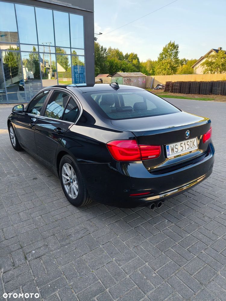 BMW Seria 3 320i Advantage - 33