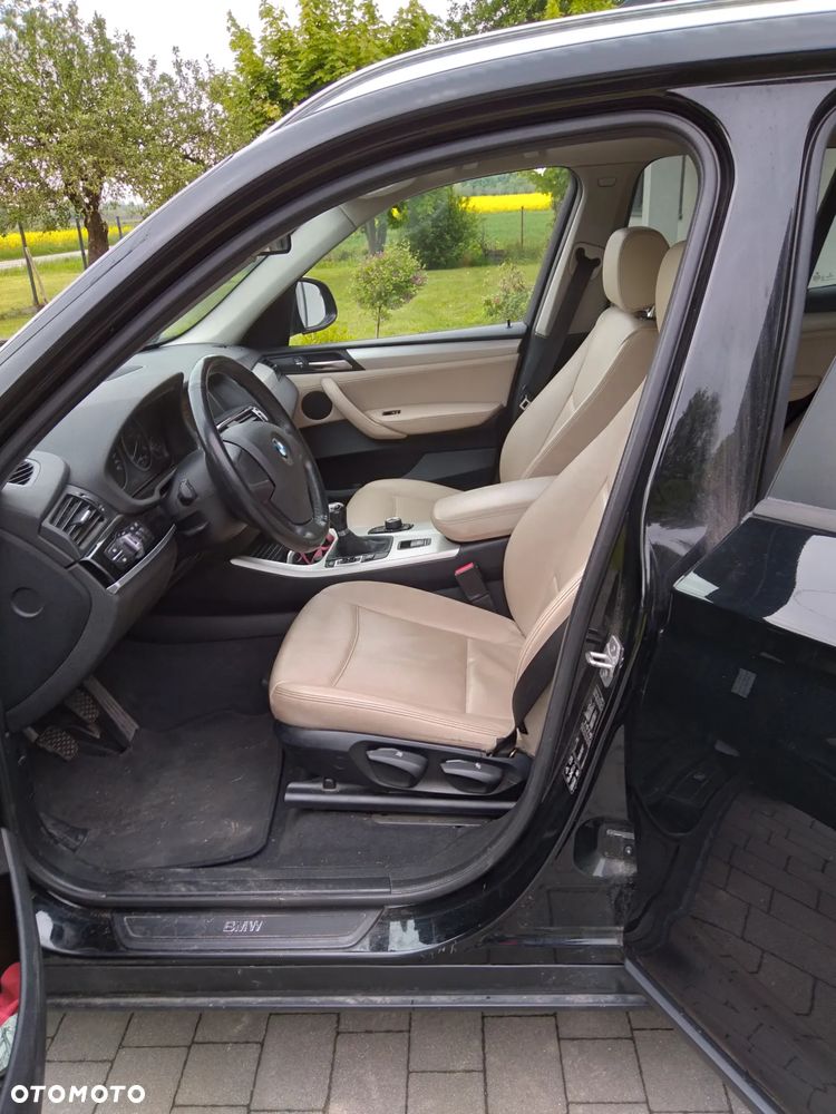 BMW X3 xDrive20d - 8
