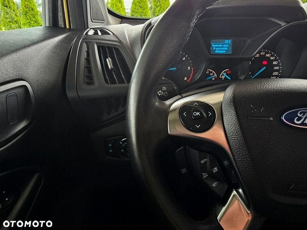 Ford Tourneo Connect - 17