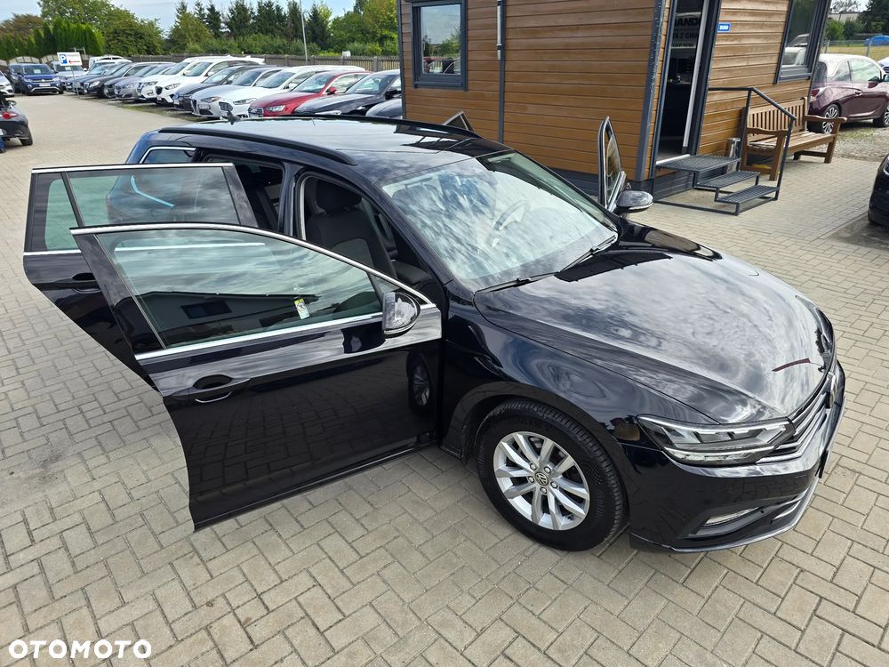 Volkswagen Passat Variant - 37