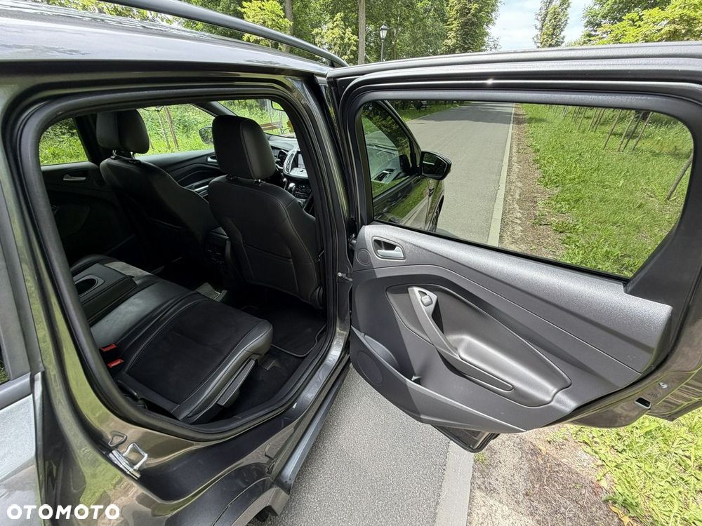 Ford Kuga - 29