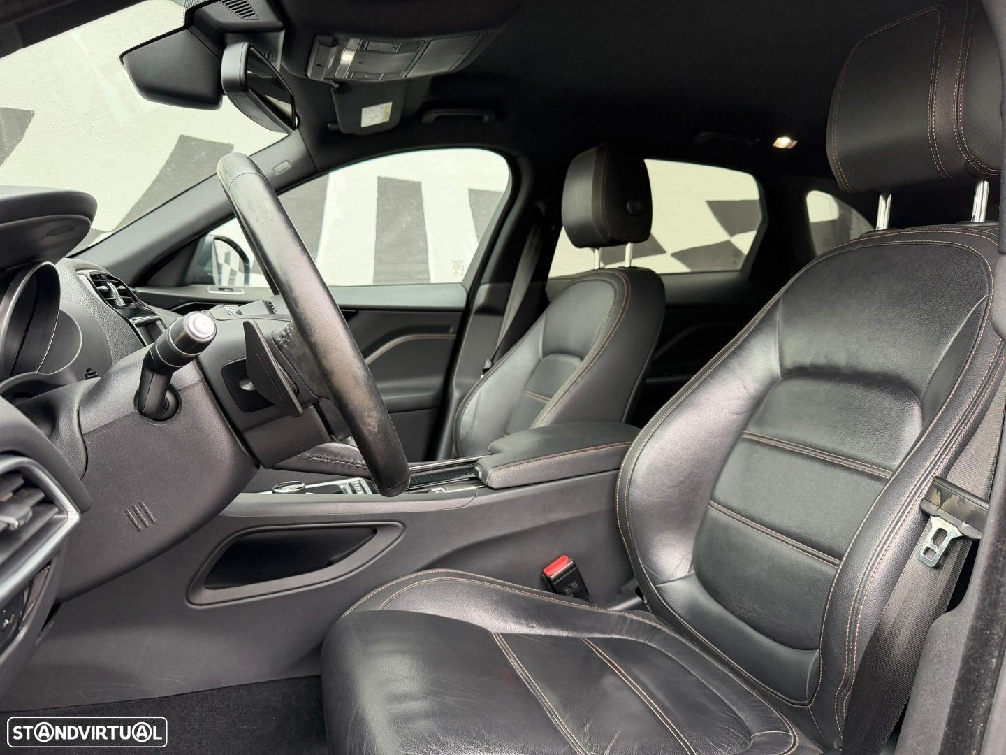 Jaguar F-Pace 2.0 i4D Prestige AWD Aut. - 7